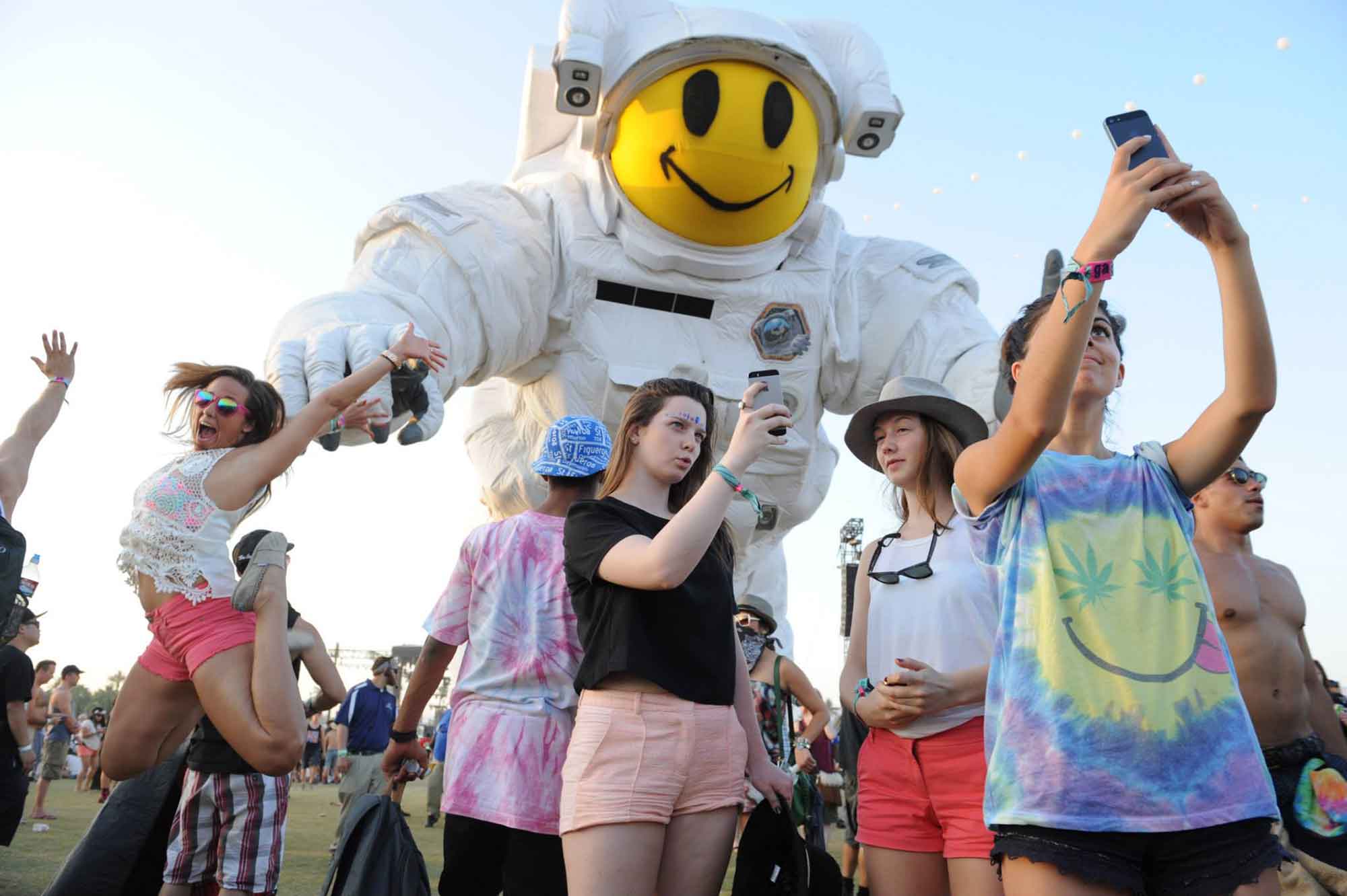Poetic Kinetics — Coachella Post
