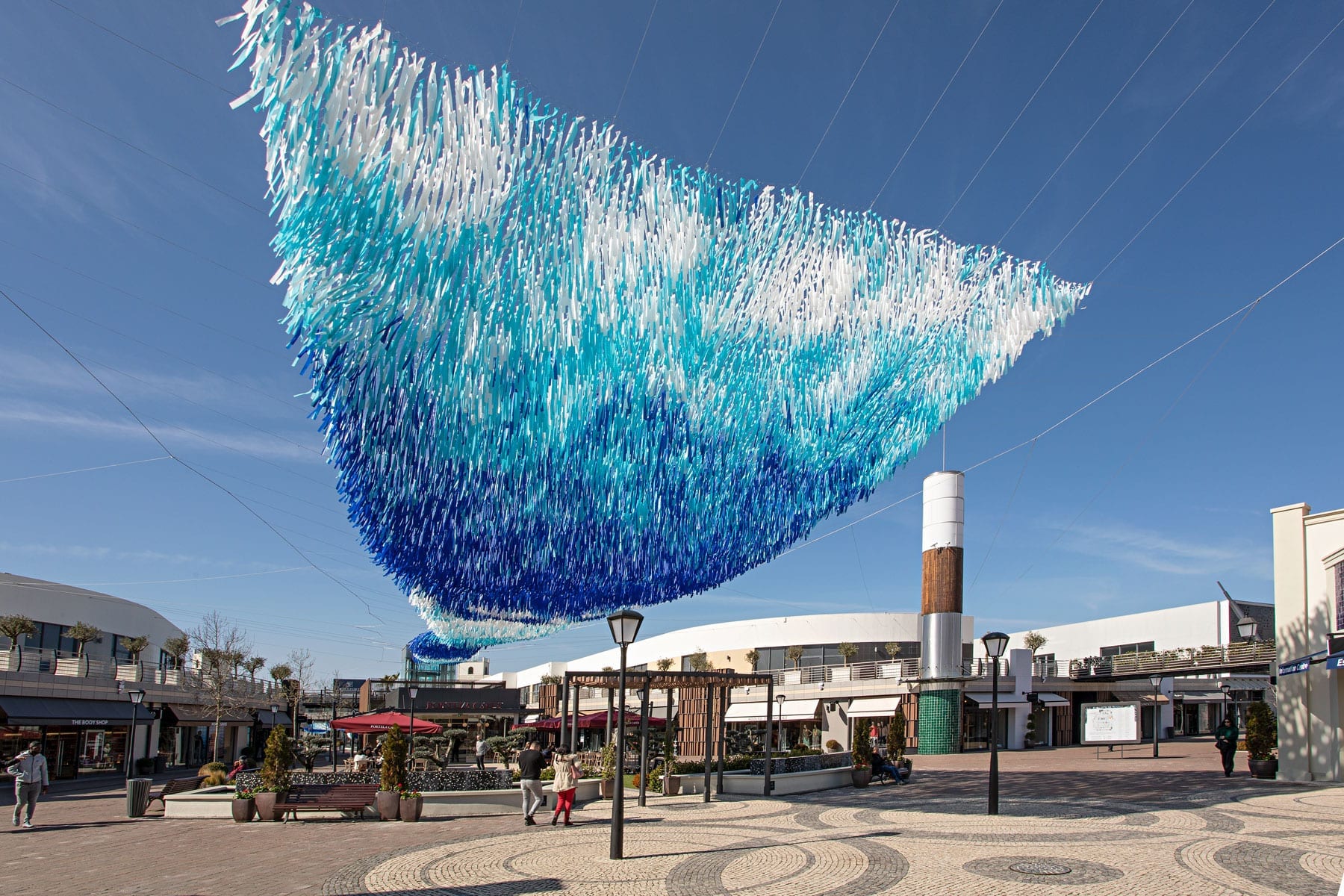 Dream Waves kinetic installation by Poetic Kinetics