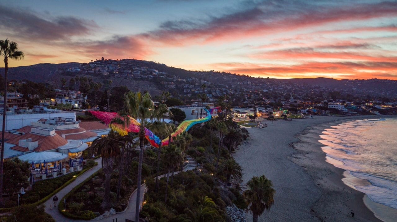 Sunset Trace kinetic installation by Poetic Kinetics along the Laguna Beach coastline